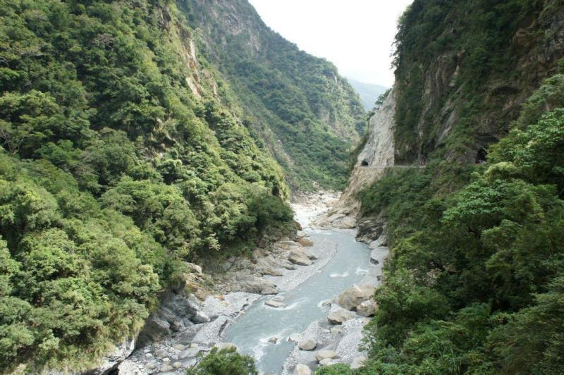 玩撞三国